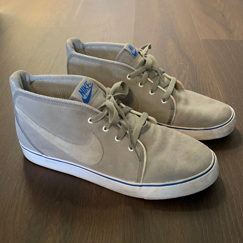 Nike Toki Suede Sneakers Gray size 10
